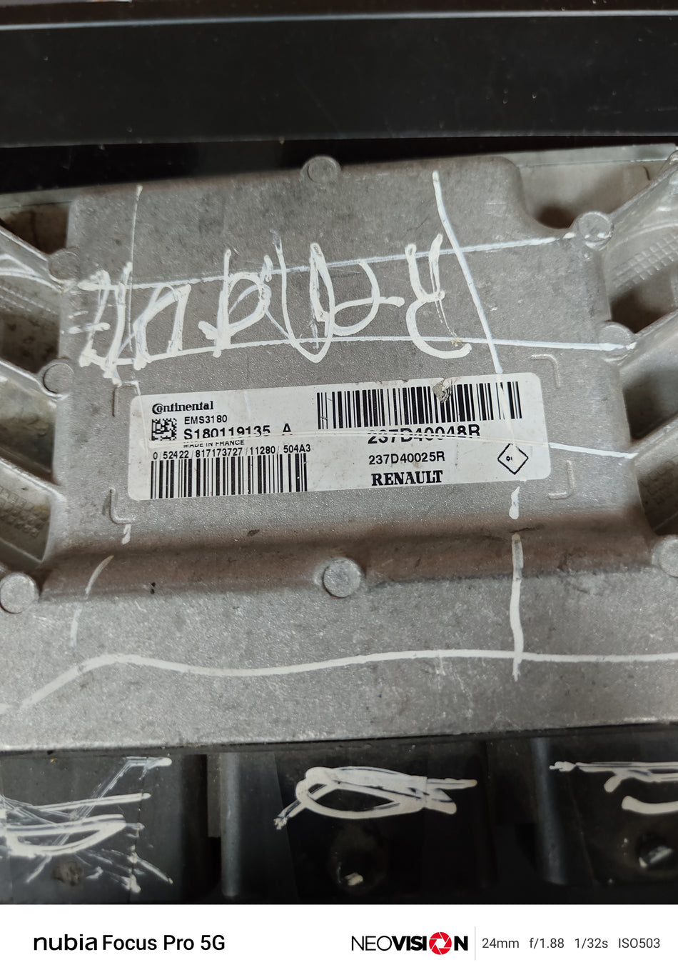 Renault Continental EMS310 Motor Beyni ECU 237D40025R S180119135 Çıkma Orijinal