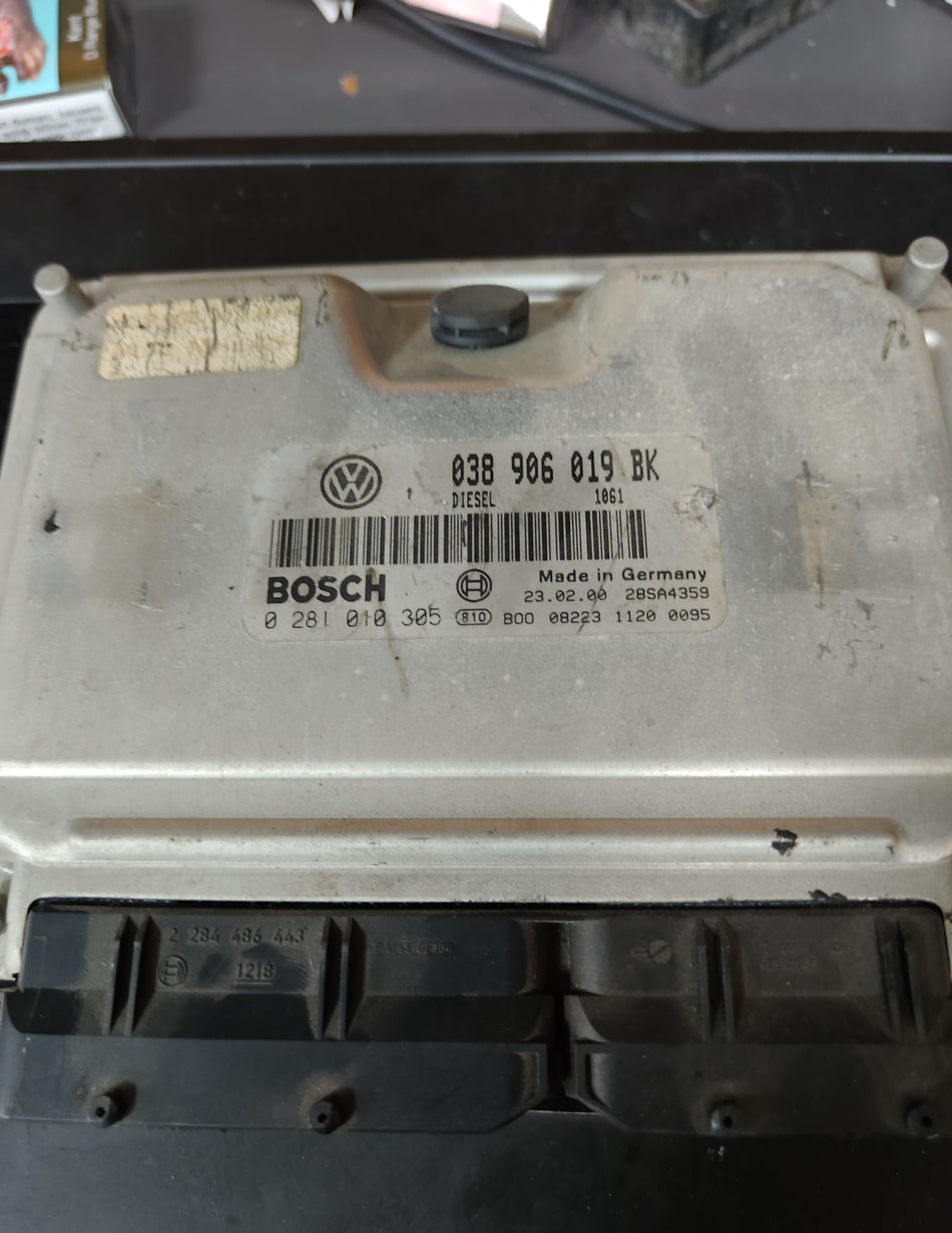 038 906 019 BK Bosch 0 281 010 305 Volkswagen 1.9 TDI Motor Beyni ECU Çıkma