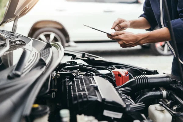 Oto beyin tamiri ve ECU tamir eğitimi — Gümüştaş Elektronik